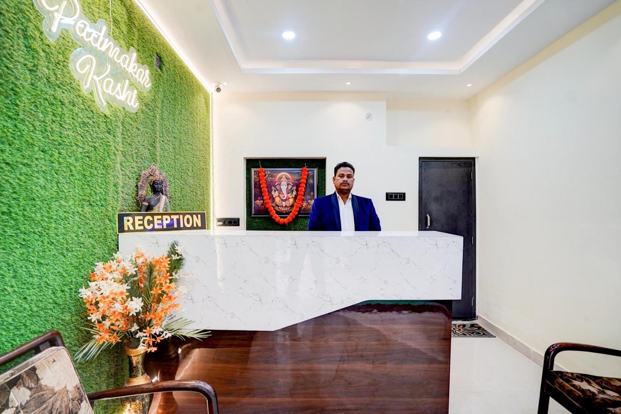 Hotel Vibe Blu- Váránaszi Kültér fotó